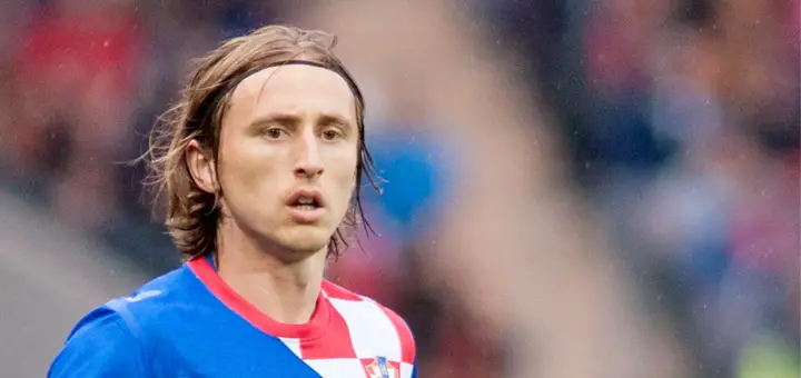 Luka Modric Or Andres Iniesta? Who is the better player?
